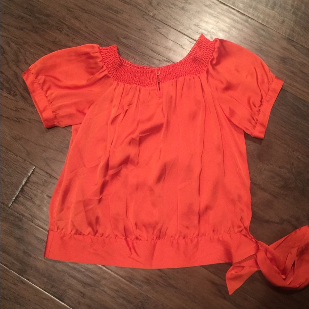 Woman’s dress top